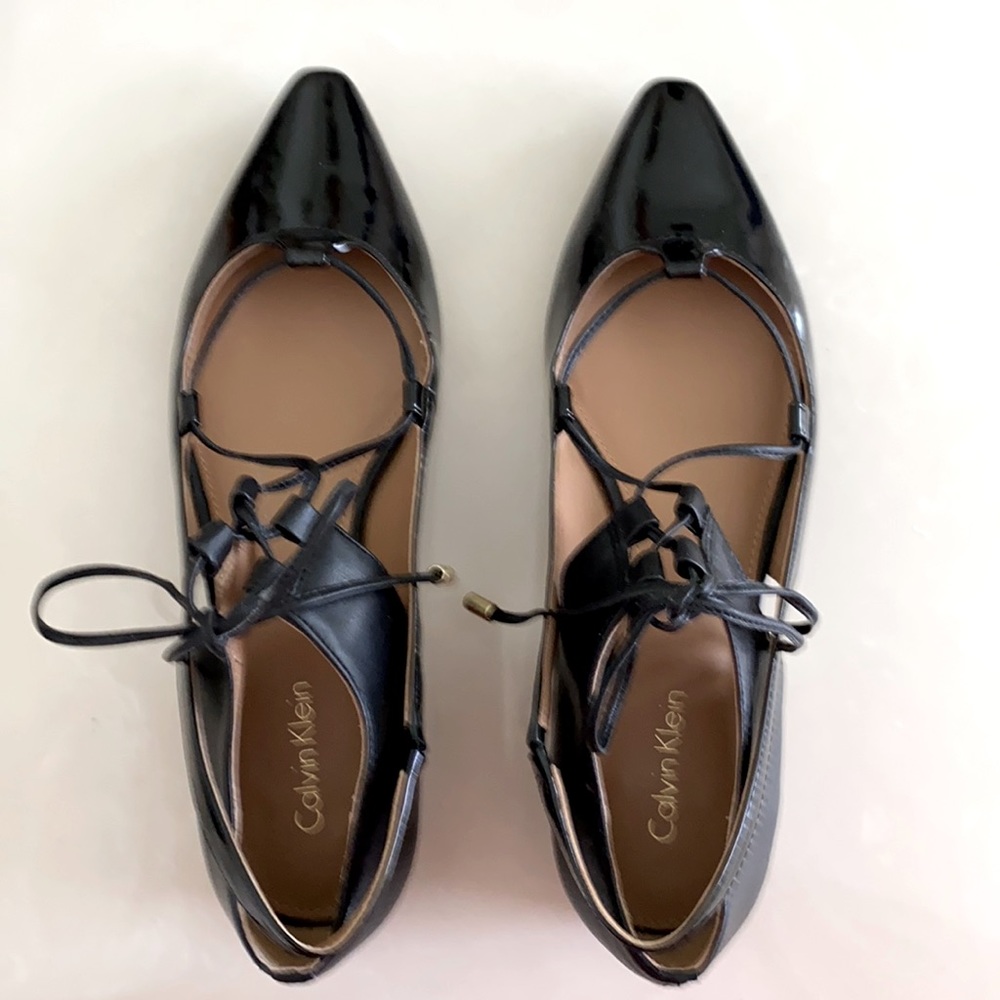 Shoes Evelyn flats pointed toe from Calvin Klein